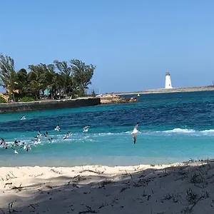 Homestay Coral Breeze, Nassau